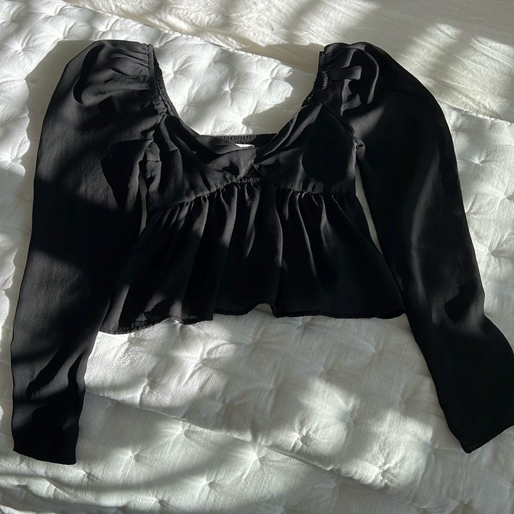 Abercrombie and Fitch Women’s Sheer Long Sleeve Blouse XXS